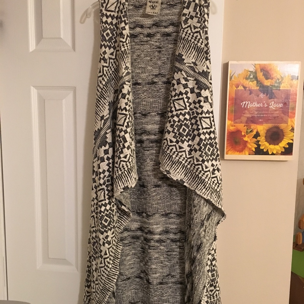 Vocal Tribal Duster
